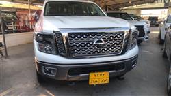 نیسان تایتان